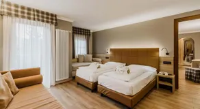 Family Hotel Gran Baita - Image 2