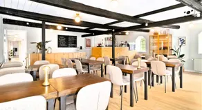 Ellevilde Boutique Hotel - Image 2