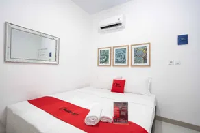 RedDoorz @ Matraman - Image 5