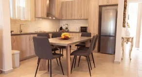 Mariangelas House - Image 2