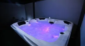 Duplex with private outdoor spa close to Strasbourg city center - Image 3