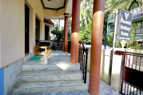 Phoenix Holiday Home - Image 5
