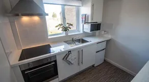 Town House Chantry - With Self Check In and Free Parking - Rooms at ipswichdigs - Image 3