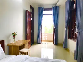 Hon Chen House - Image 2