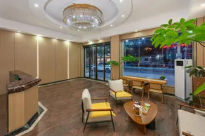 Baiyu Hotel (Liaobu Wanrun Plaza Branch) - Image 3