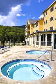 Jackson Gore Inn - Image 3