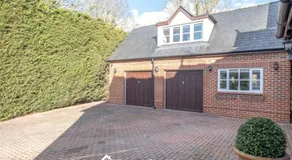 Cosy loft apartment near Oxford - Pass the Keys - Image 5