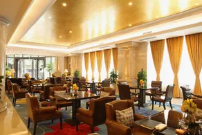 Martha Garr Grand Hotel - Image 3