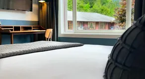 Artisan Suites on Bowen - Image 2