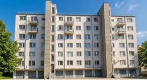 Bratislava, BAGRA Family Apartment, Bathtub, Balcony, Free Parking, 6km Old Town - Image 3