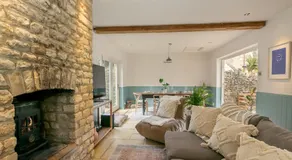 Beautiful 2 Bedroom Cottage in the Cotswolds - Image 3