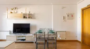 apartamento familiar con piscina licencia 14721 - Image 3