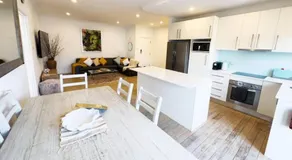 On The Esplanade - Close to beach & Cronulla mall with Aircon - Image 2