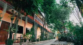 Noble Night Guesthouse - Image 5