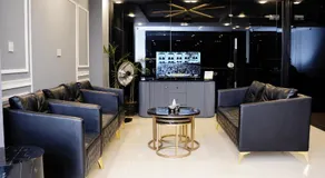 Luxvill Hotel - Image 2