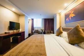 GreenTree Sunshine Holiday Hotel (Nanchang Bayi Square First Affiliated Hospital) - Image 2