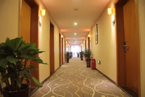 7Days Premium Leshan Qianwei Fengye Fortune Center Branch - Image 5
