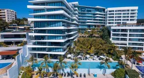 Fantastic designer apartment, beachfront! - Image 3