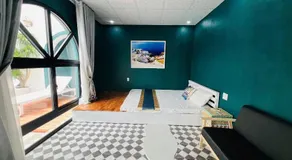Santorini homestay Hải Tiến - Image 2