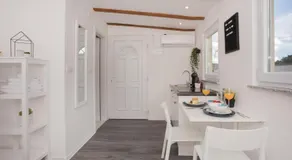 Studio Apartment Škatula - Image 3