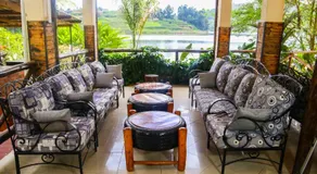 Bunyonyi Safaris Resort - Image 2
