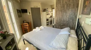 Pelagias Apartments - Image 2