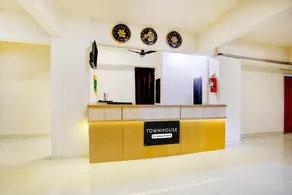 Townhouse Vangani Railway Station Formerly Hotel Chadha - Image 5