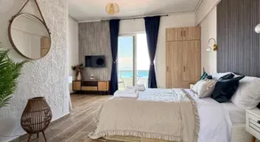 Beachfront Luxury Studio with Panoramic Sea View - Image 2