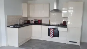 Luxury 2-Bed Flat Central Ipswich Parking - Image 5