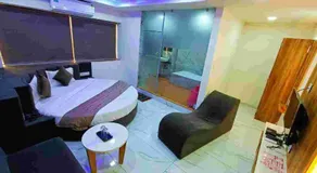 HOTEL ROCK In - Image 2