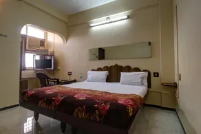 SPOT ON Thangam Lodge - Image 2