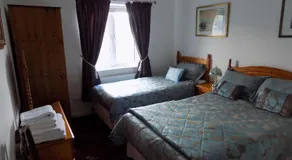 Oakdene Apartments - Image 2