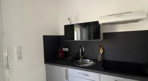 Appartement moderne centre du Crès - Image 3