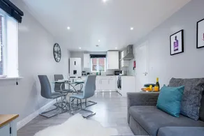 Prince Rupert Flat - Great Location - Free Parking - Image 2