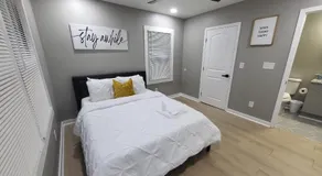 Silver Hills - Image 2