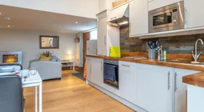 The Coach House - Cosy Retreat in Warwickshire! - Image 3