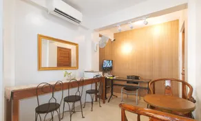 RedDoorz at Delorian Residences - Image 2