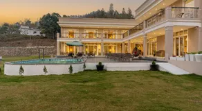 SaffronStays Sukh Saklana Haveli Royalty Rooms - Forest-view stay with pool, expansive lawns & dining near Rishikesh and Dehradun Airport - Image 5