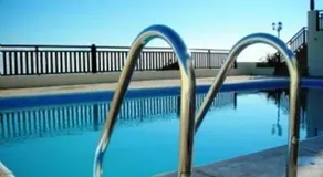 First floor 2 bedroom apartment, large balcony, amazing sea views, communal pool - Image 4