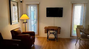 Pells Hostel - Image 2