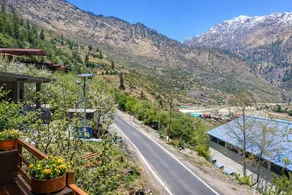 Harshil Pinewood Homestay - Image 4