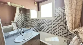 Studio lavandou avec parking privé proche mer - Image 2