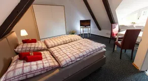 Pension Altes Burghotel - Image 3