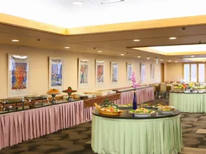 Shiga Palace Hotel - Image 4