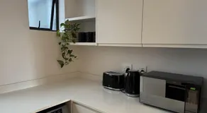 Kay's Ocean View, Sea Point - Image 3