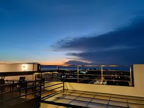 LA Hotel - Image 4
