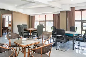 Jin Hong Hotel (Wuyue Plaza Branch) - Image 4