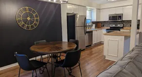 Adorable 4 bed,3 bath house - Image 3