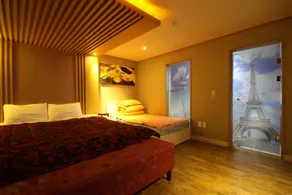 9ST TRAVELTEL - Image 5