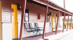 Larian Motel - Image 5